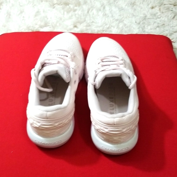 UNDER ARMOUR SNEAKERS - Picture 6 of 11